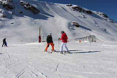 Escuela Esqui El Oso, Sierra Nevada
