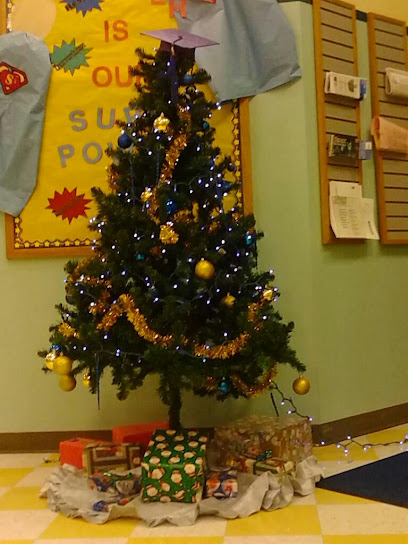 Julian T. Saldivar Elementary School, Dallas