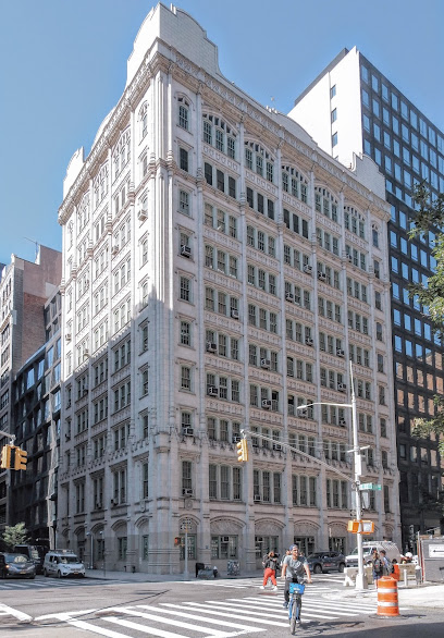 M413 School of the Future